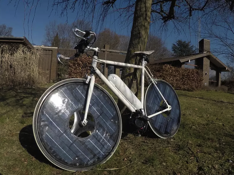 велосипед на солнечных батареях